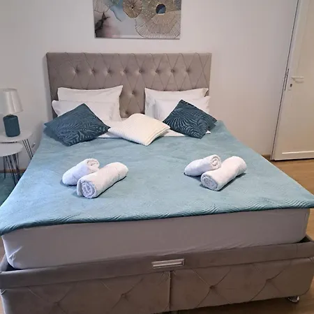 Luciano Apartment *